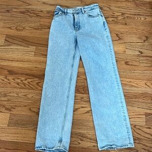 Abercrombie and Fitch 90’s Relaxed High Rise